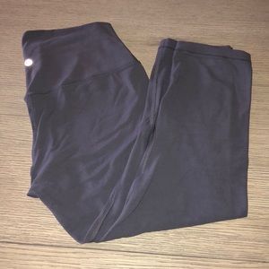 LULULEMON GRAY ALIGN PANT CROPPED